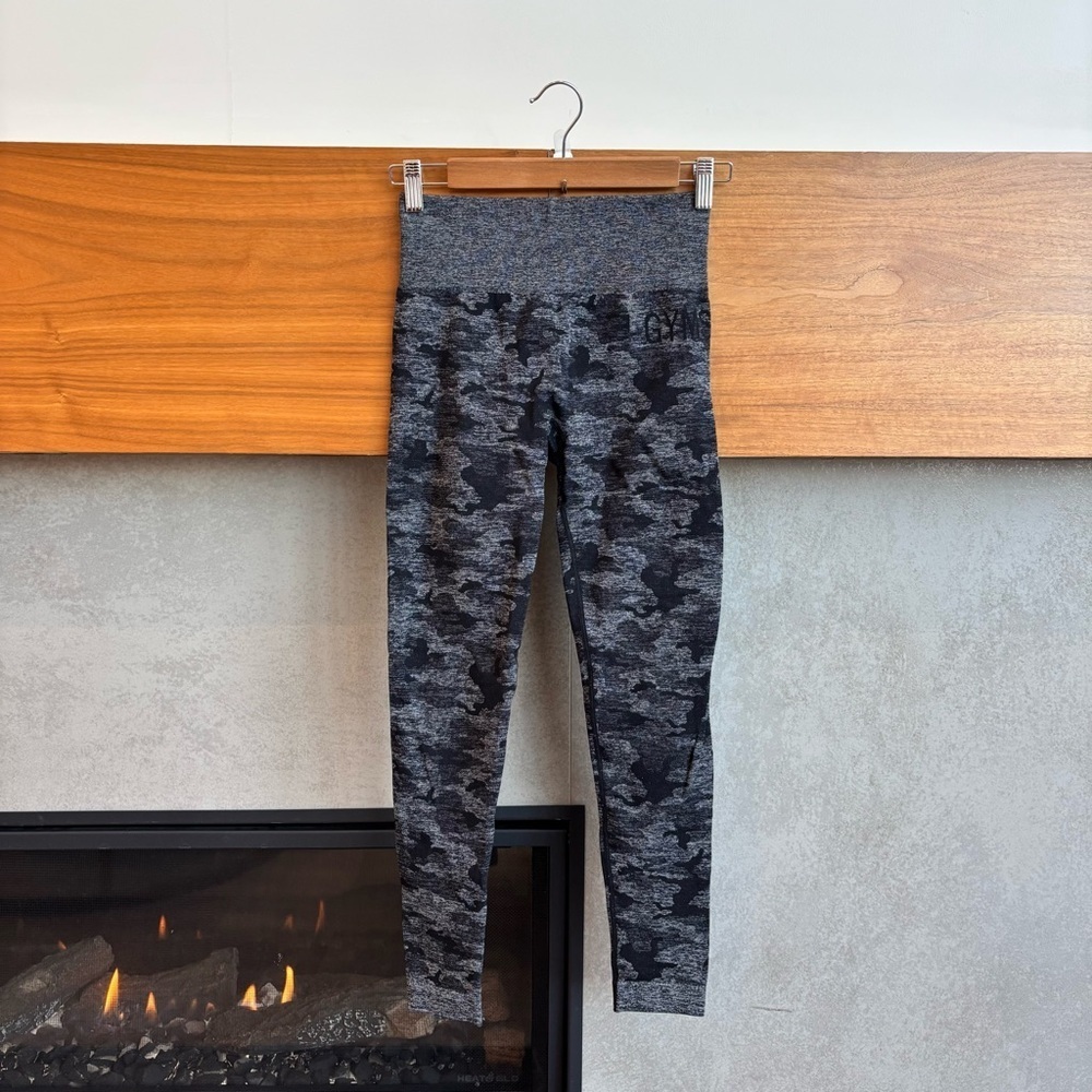 Gymshark Camo Seamless Leggins,‎ Size S